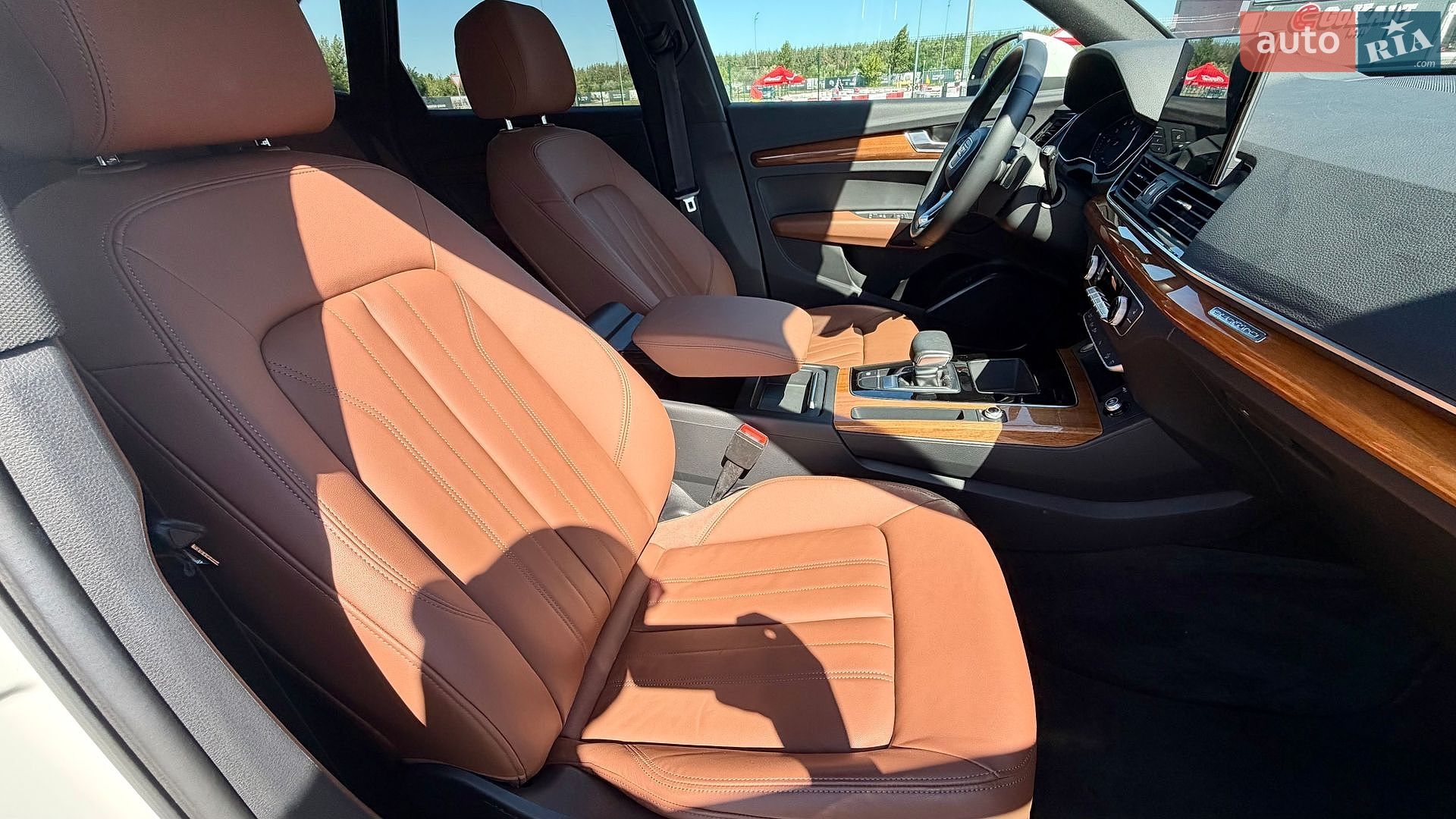 Audi Q5 2021 VIN WA1AAAFYXM2103029 фото оголошення 14 з 33