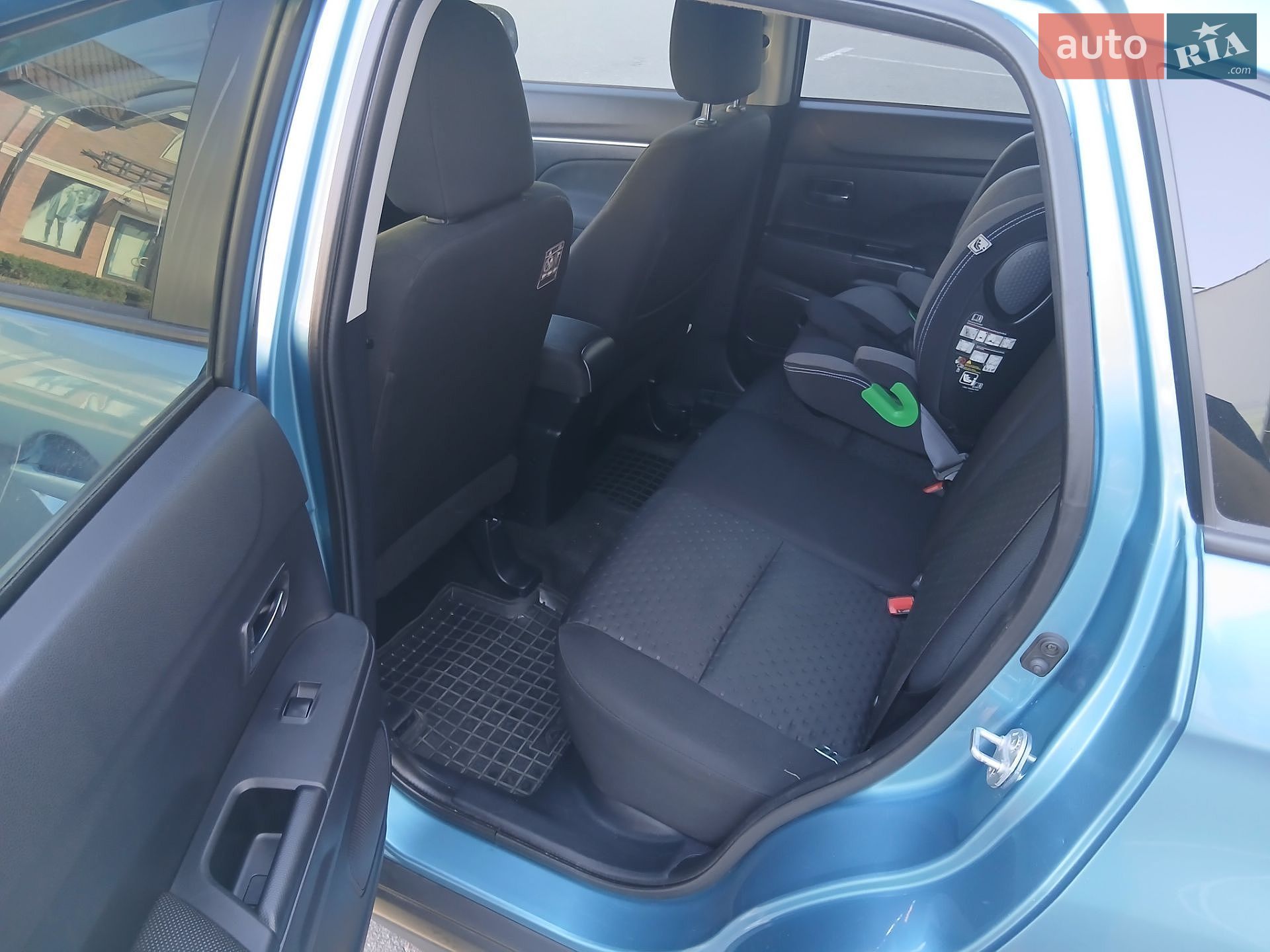 Mitsubishi ASX 2011 VIN JMBXTGA3WBZ005742 фото оголошення 10 з 14
