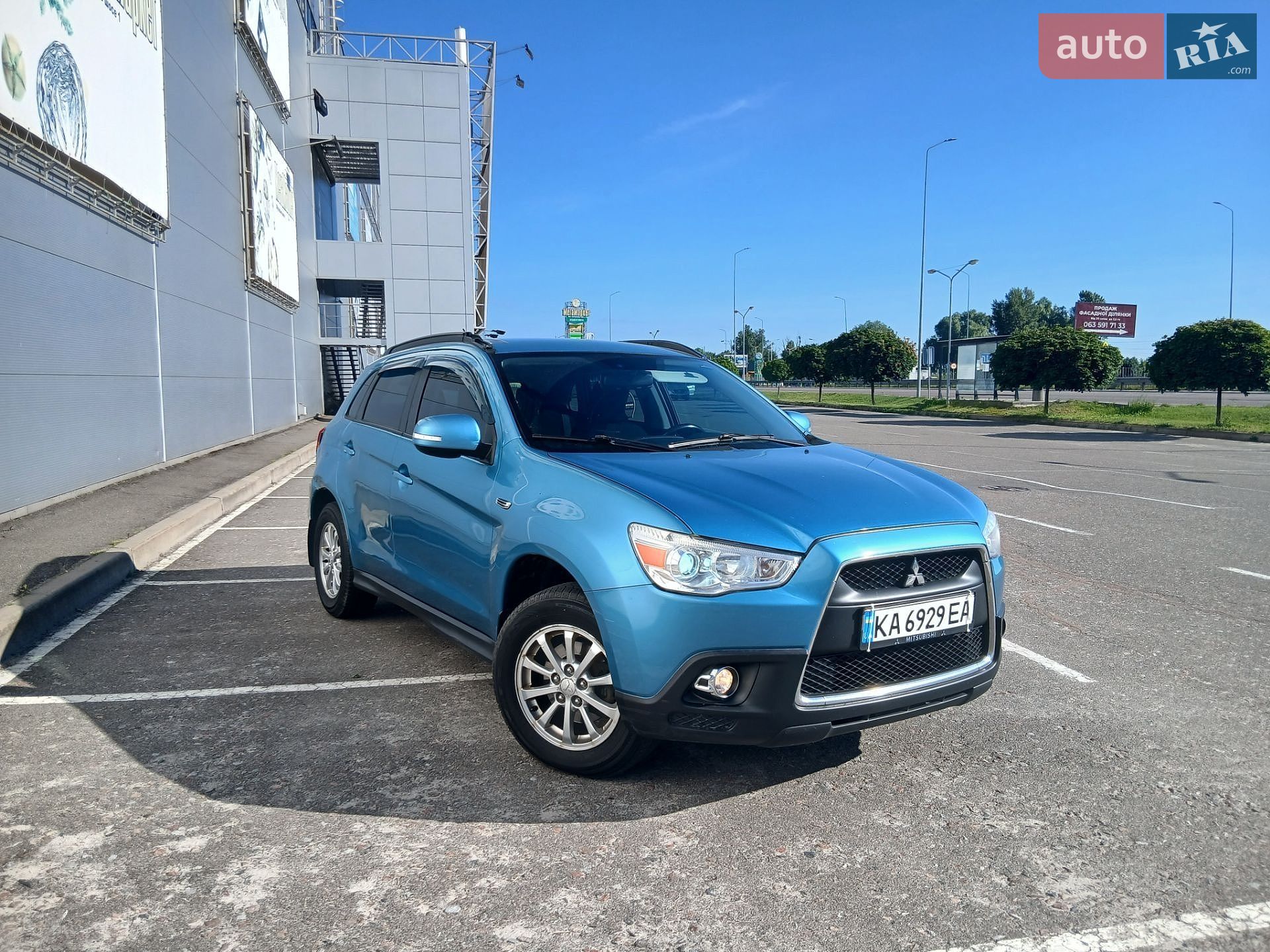 Mitsubishi ASX 2011 VIN JMBXTGA3WBZ005742 фото оголошення 2 з 14