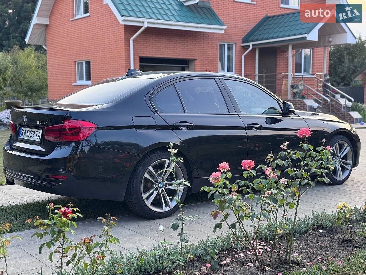 BMW 3 Series 2016 VIN WBA8B9C5XHK884843 фото оголошення 7 з 76
