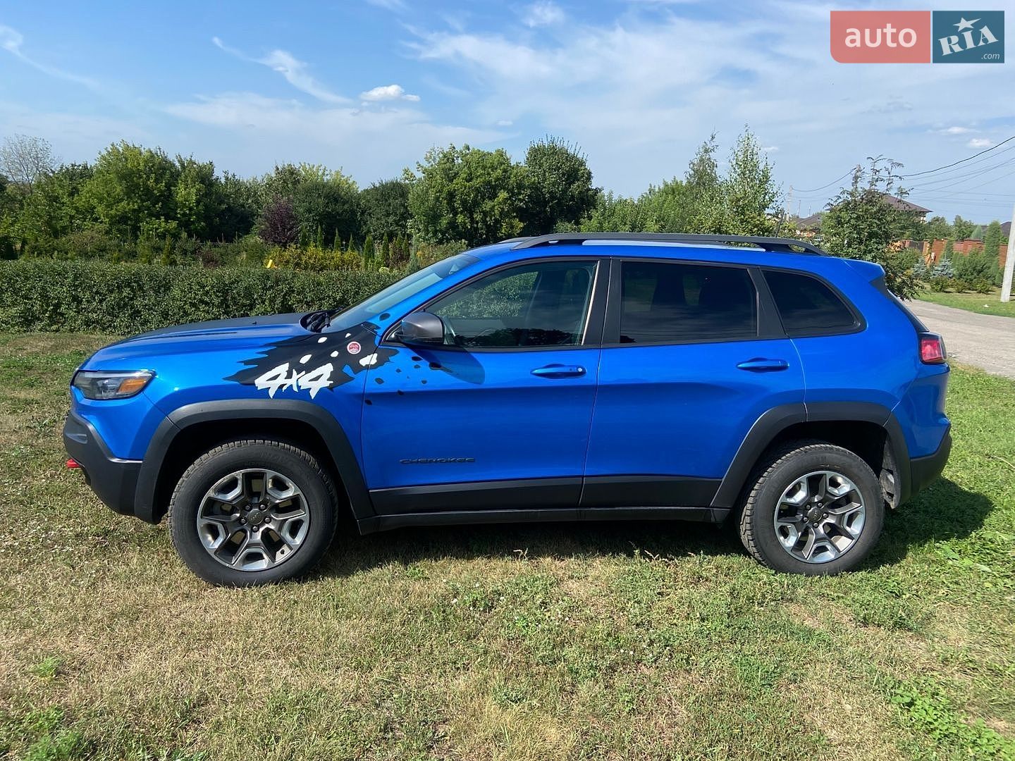 Jeep Cherokee 2018 VIN 1C4PJMBX2KD362565 фото оголошення 2 з 14