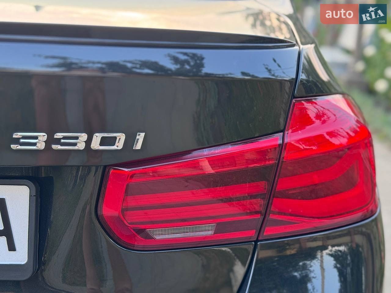 BMW 3 Series 2016 VIN WBA8B9C5XHK884843 фото оголошення 18 з 76
