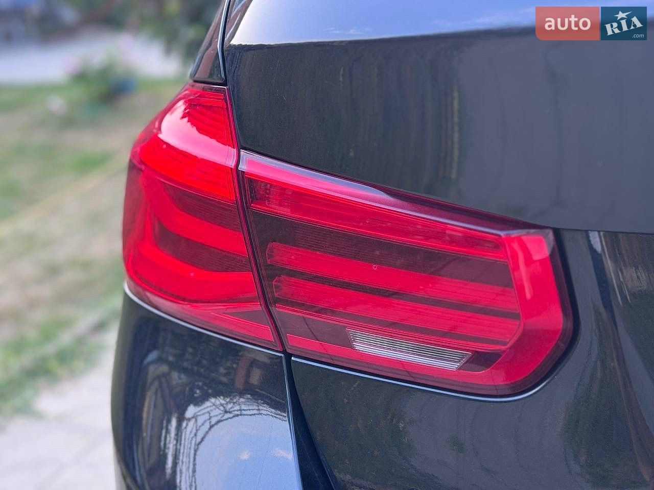 BMW 3 Series 2016 VIN WBA8B9C5XHK884843 фото оголошення 19 з 76