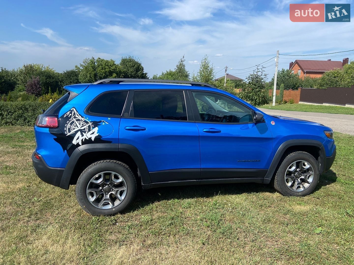Jeep Cherokee 2018 VIN 1C4PJMBX2KD362565 фото оголошення 5 з 14