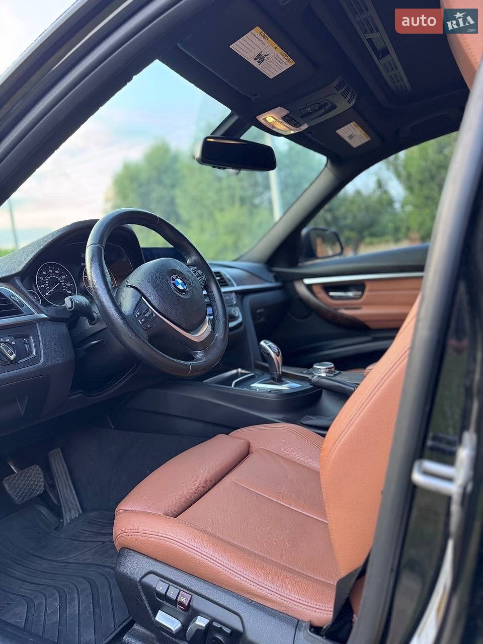 BMW 3 Series 2016 VIN WBA8B9C5XHK884843 фото оголошення 33 з 76