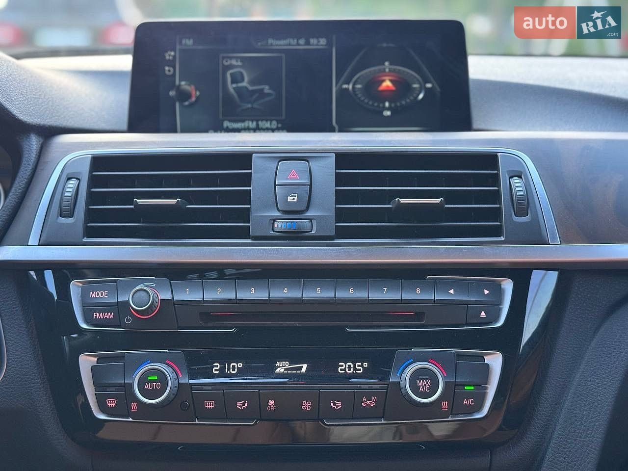 BMW 3 Series 2016 VIN WBA8B9C5XHK884843 фото оголошення 42 з 76