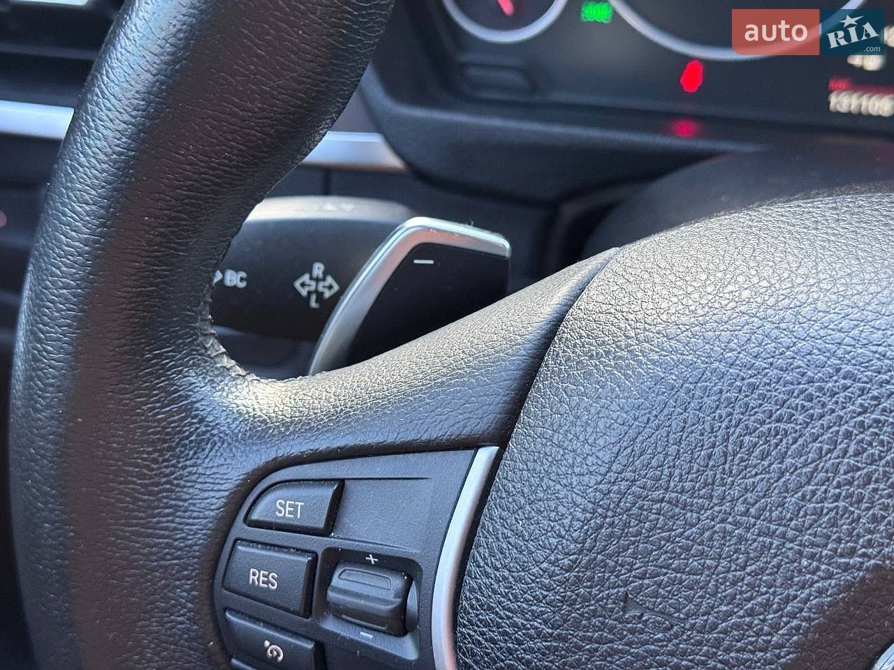 BMW 3 Series 2016 VIN WBA8B9C5XHK884843 фото оголошення 43 з 76