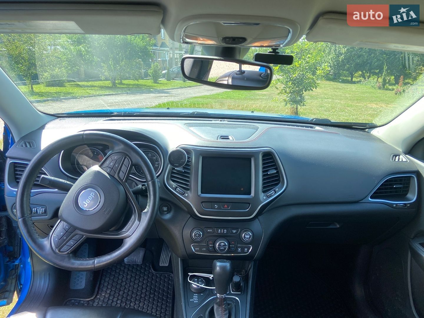Jeep Cherokee 2018 VIN 1C4PJMBX2KD362565 фото оголошення 12 з 14