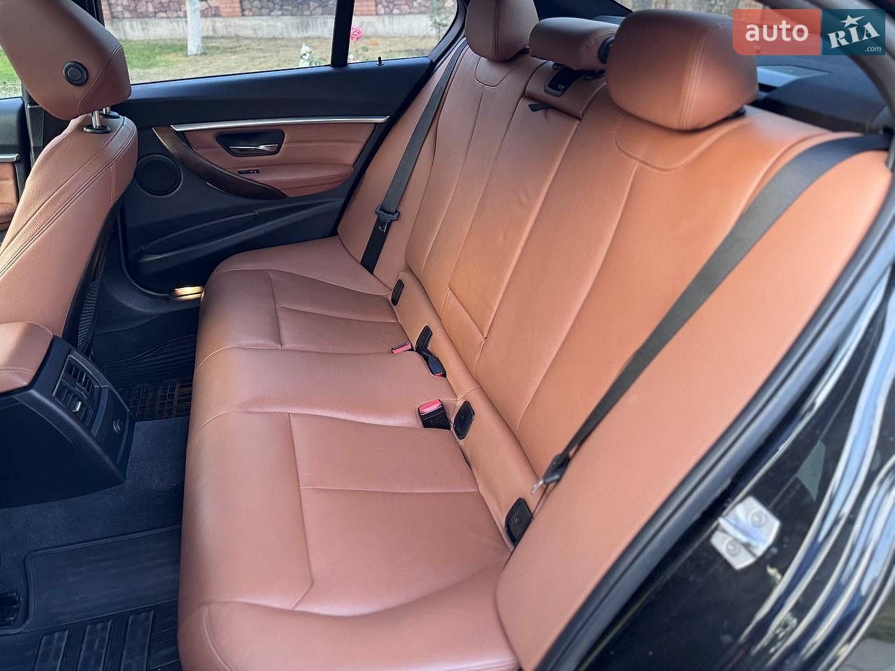 BMW 3 Series 2016 VIN WBA8B9C5XHK884843 фото оголошення 56 з 76