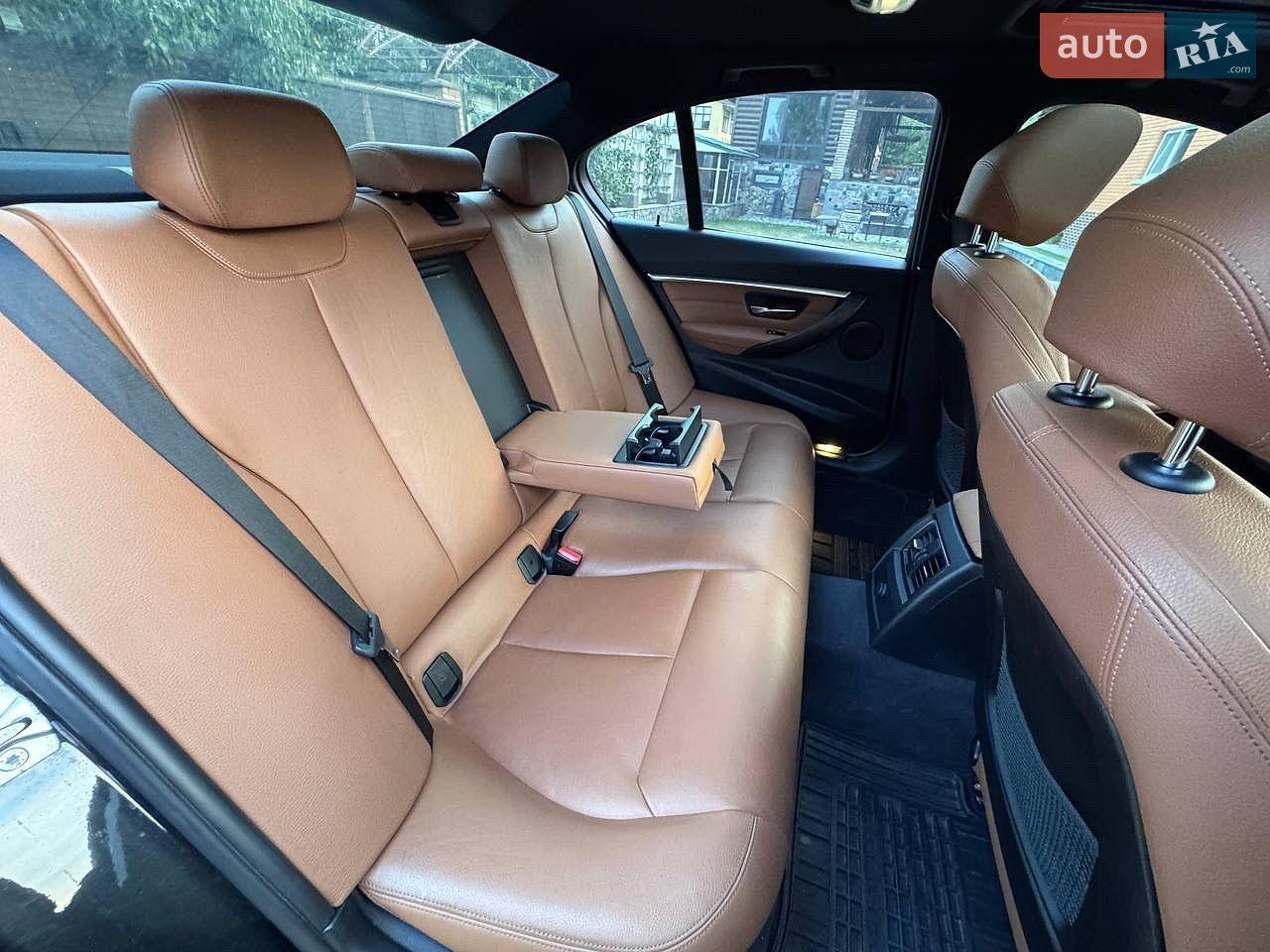 BMW 3 Series 2016 VIN WBA8B9C5XHK884843 фото оголошення 60 з 76