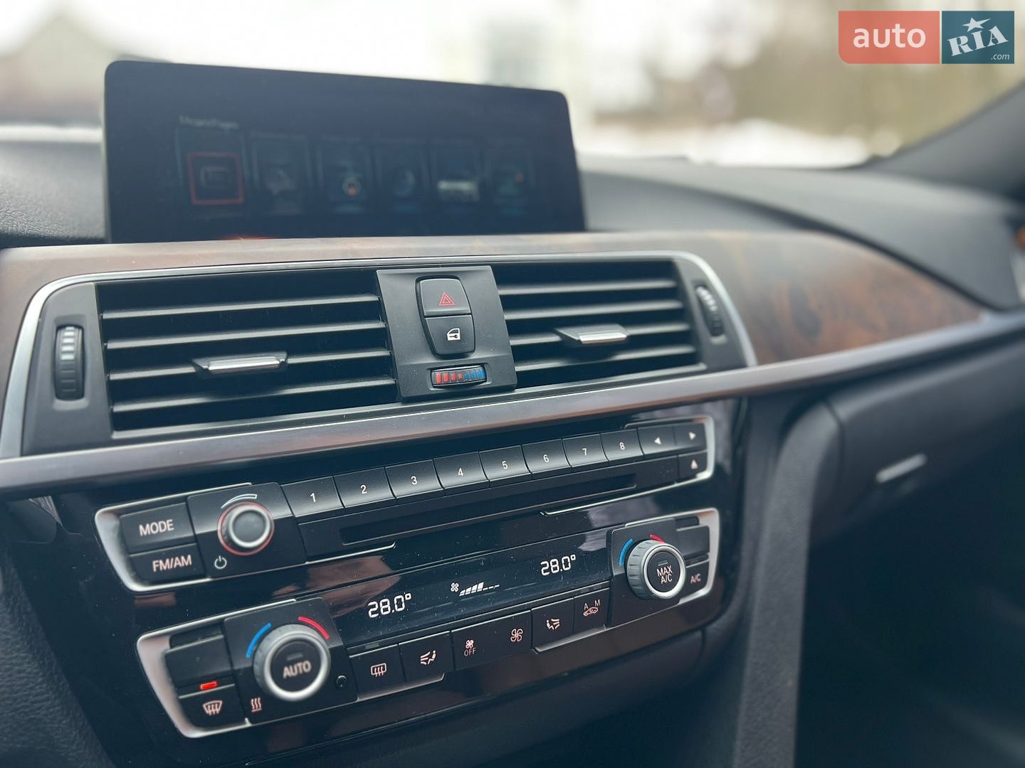 BMW 3 Series 2016 VIN WBA8B9C5XHK884843 фото оголошення 67 з 76