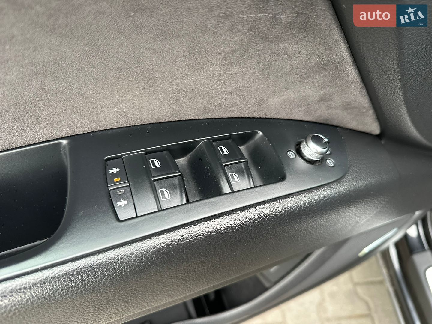 Audi Q7 2011 VIN WAUZZZ4L0BD039704 фото оголошення 31 з 72