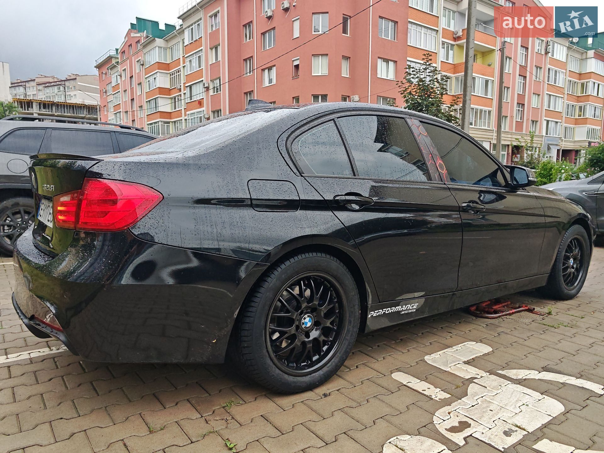 BMW 3 Series 2014 VIN WBA3B3G58FNR87935 фото оголошення 7 з 19