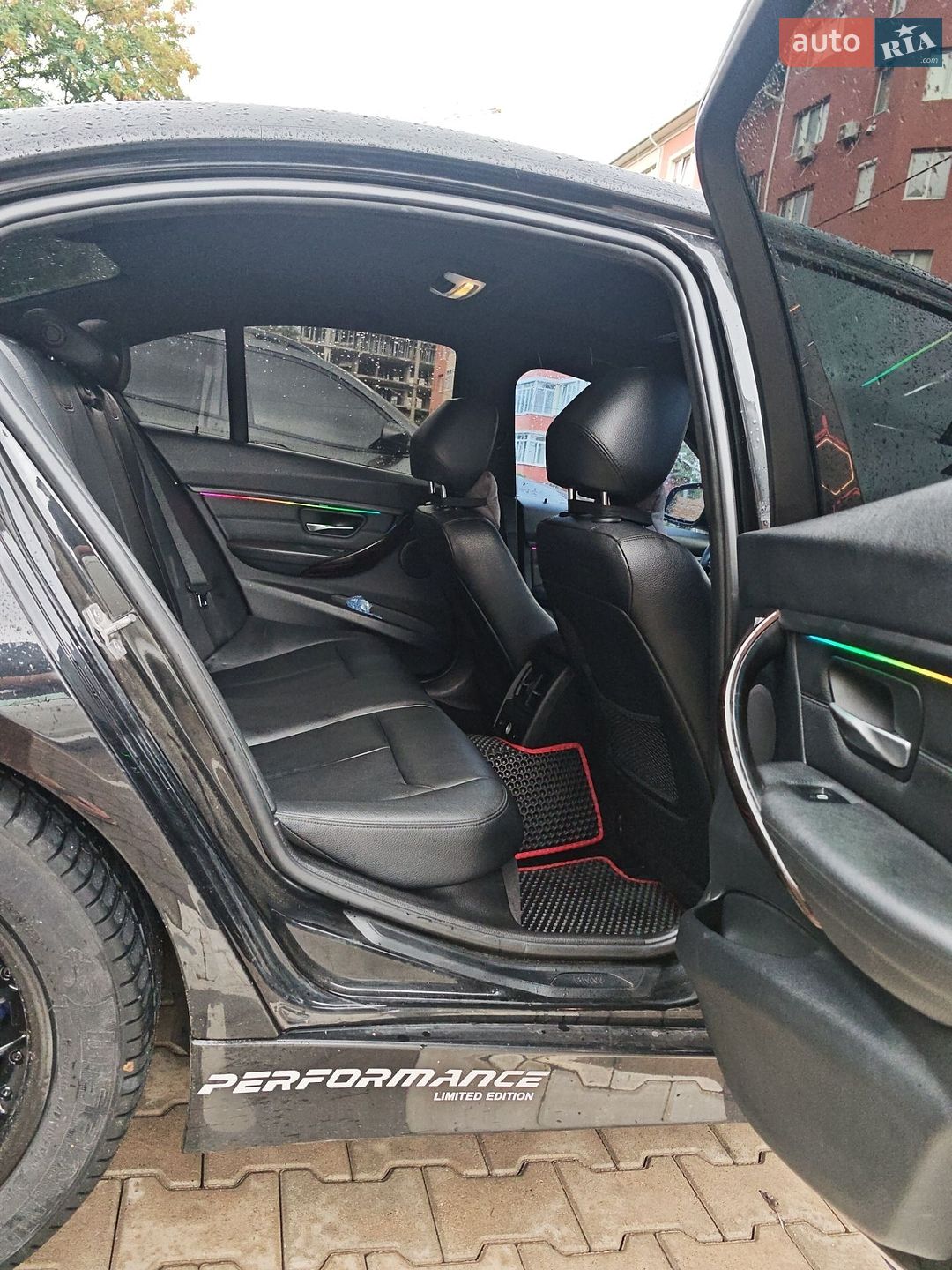 BMW 3 Series 2014 VIN WBA3B3G58FNR87935 фото оголошення 12 з 19