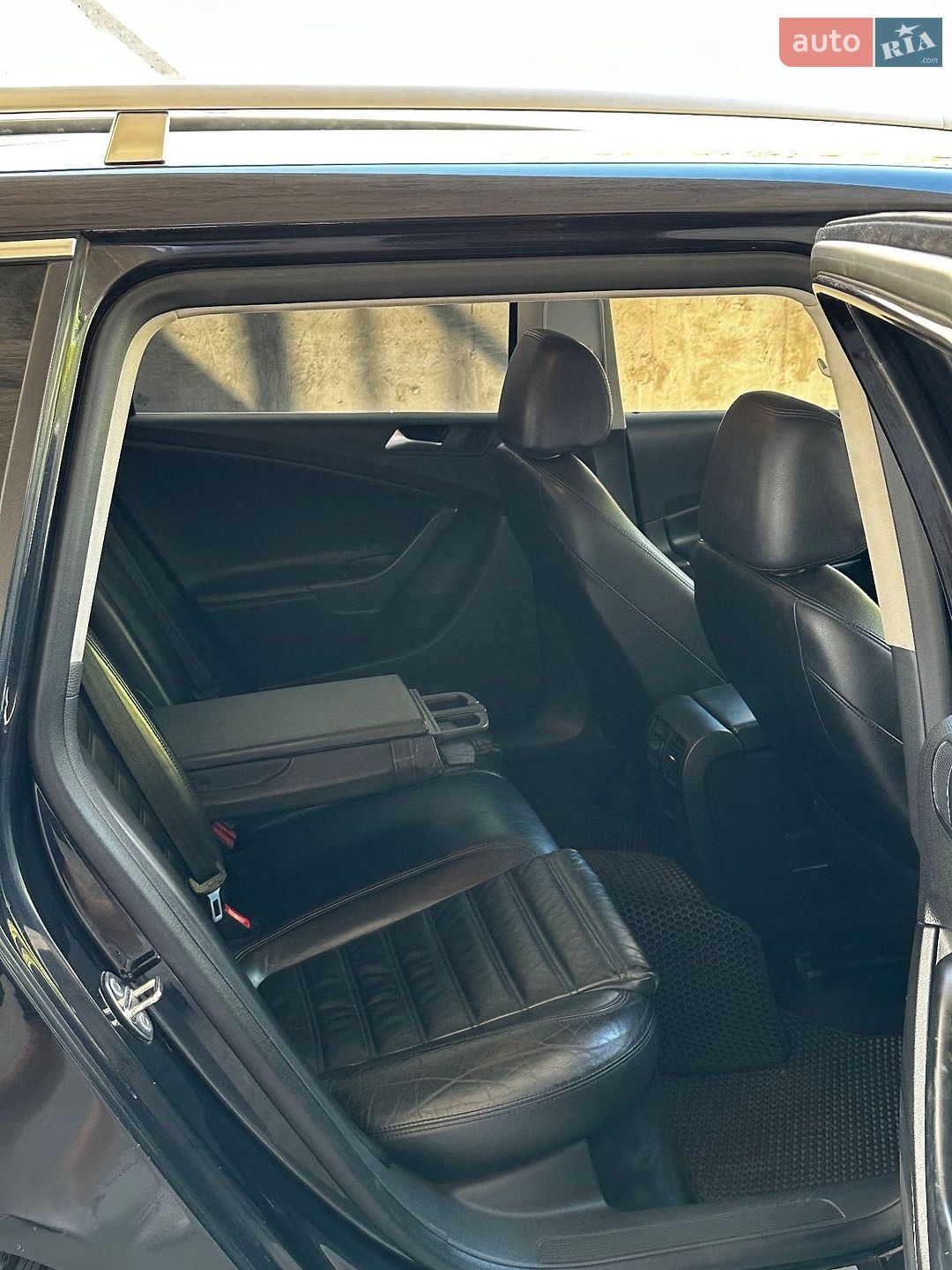 Volkswagen Passat 2010 VIN WVWZZZ3CZAE206417 фото оголошення 19 з 22