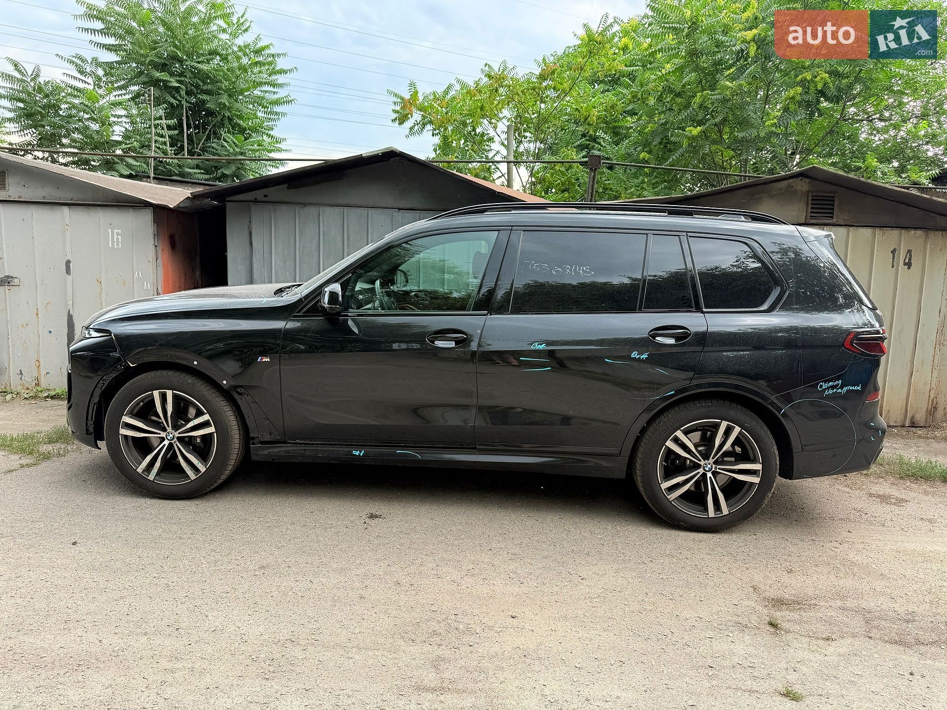 BMW X7 2024 VIN 5UX23EM09R9V16078 фото оголошення 3 з 17