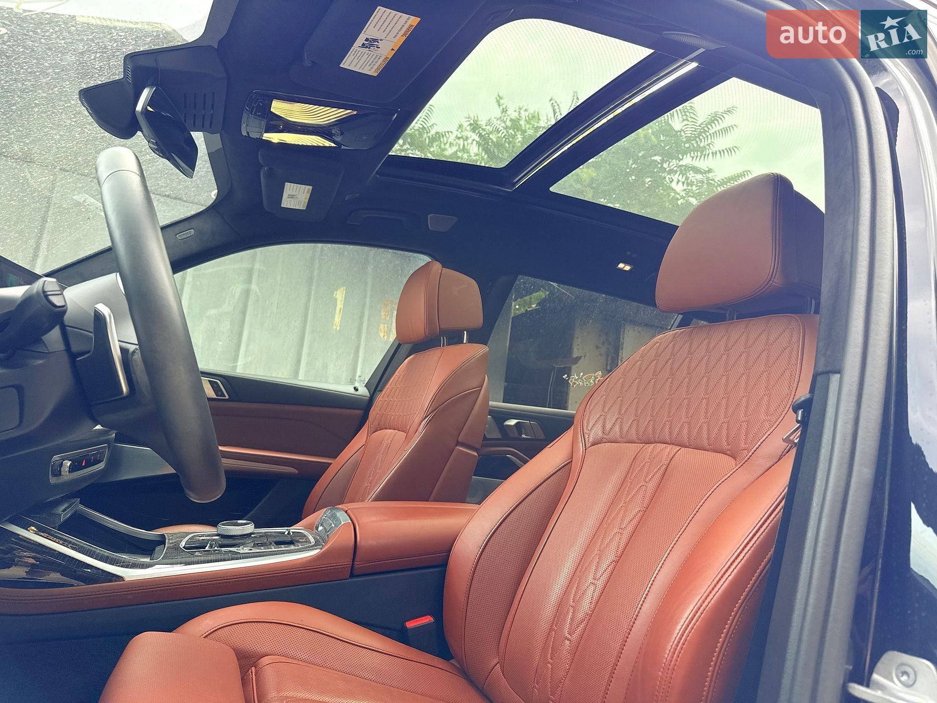 BMW X7 2024 VIN 5UX23EM09R9V16078 фото оголошення 9 з 17