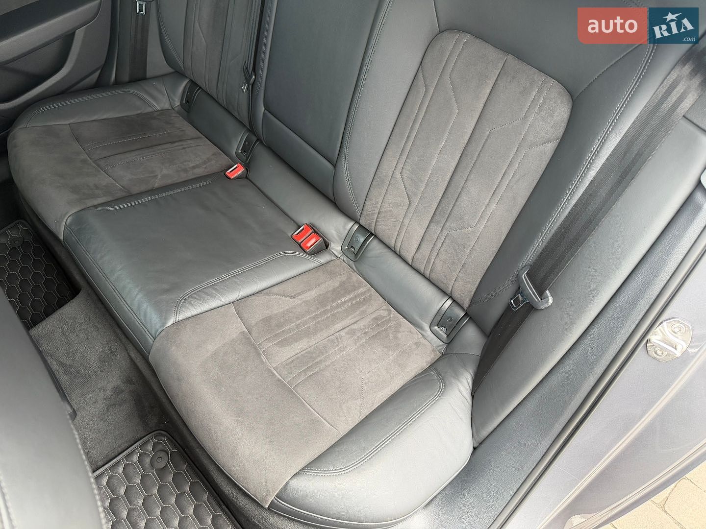 Audi A6 2018 VIN WAUZZZF24KN050395 фото оголошення 33 з 46