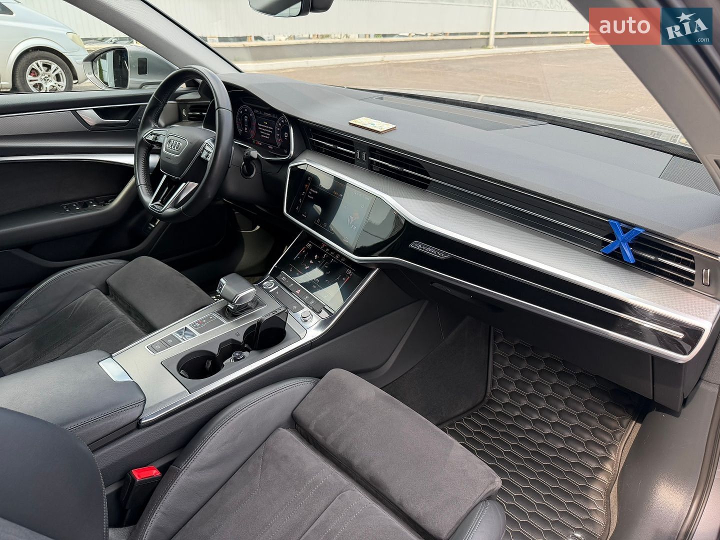 Audi A6 2018 VIN WAUZZZF24KN050395 фото оголошення 27 з 46