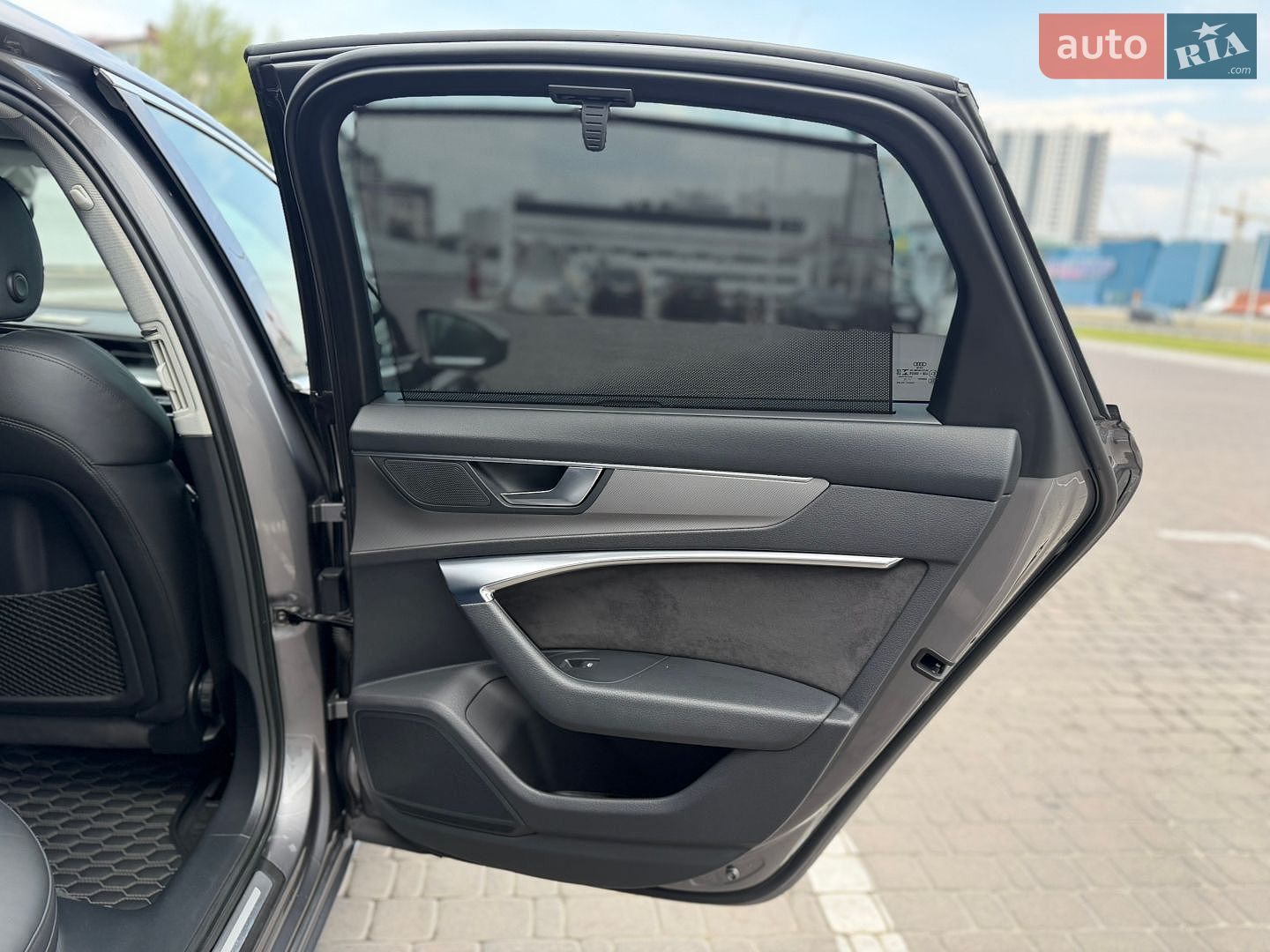 Audi A6 2018 VIN WAUZZZF24KN050395 фото оголошення 38 з 46