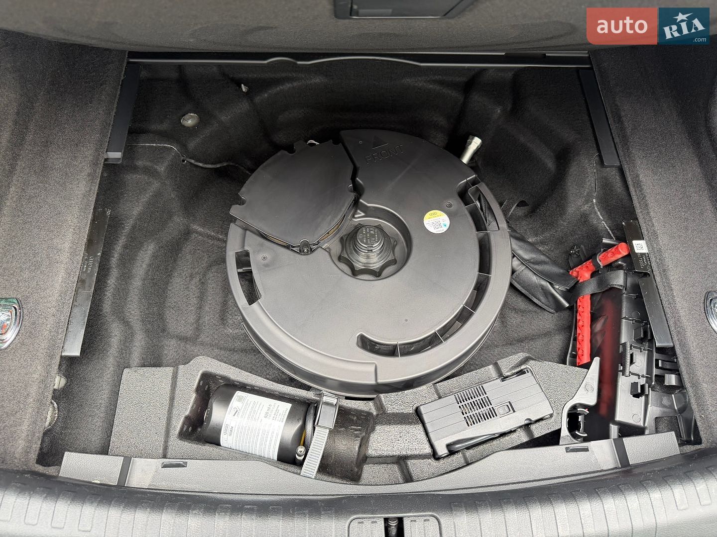Audi A6 2018 VIN WAUZZZF24KN050395 фото оголошення 43 з 46