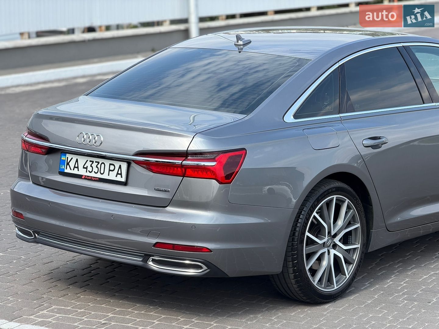 Audi A6 2018 VIN WAUZZZF24KN050395 фото оголошення 15 з 46