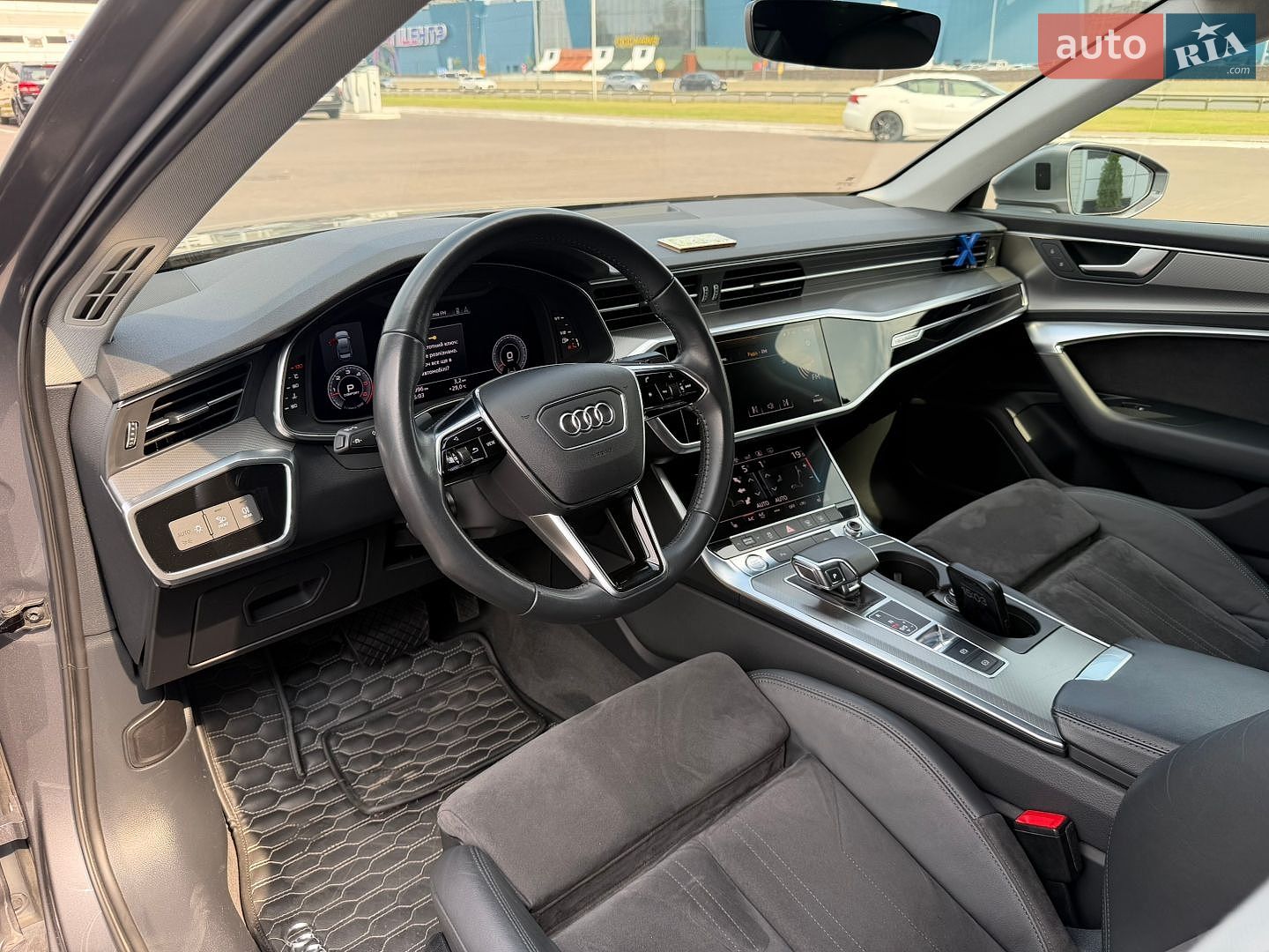 Audi A6 2018 VIN WAUZZZF24KN050395 фото оголошення 28 з 46
