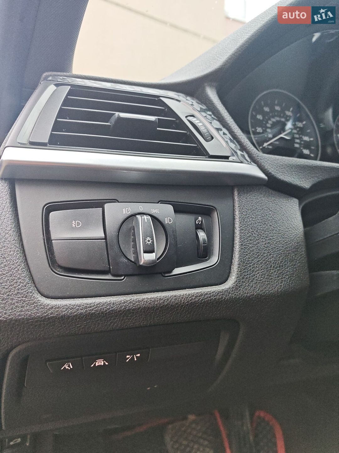 BMW 3 Series 2014 VIN WBA3B3G58FNR87935 фото оголошення 16 з 19