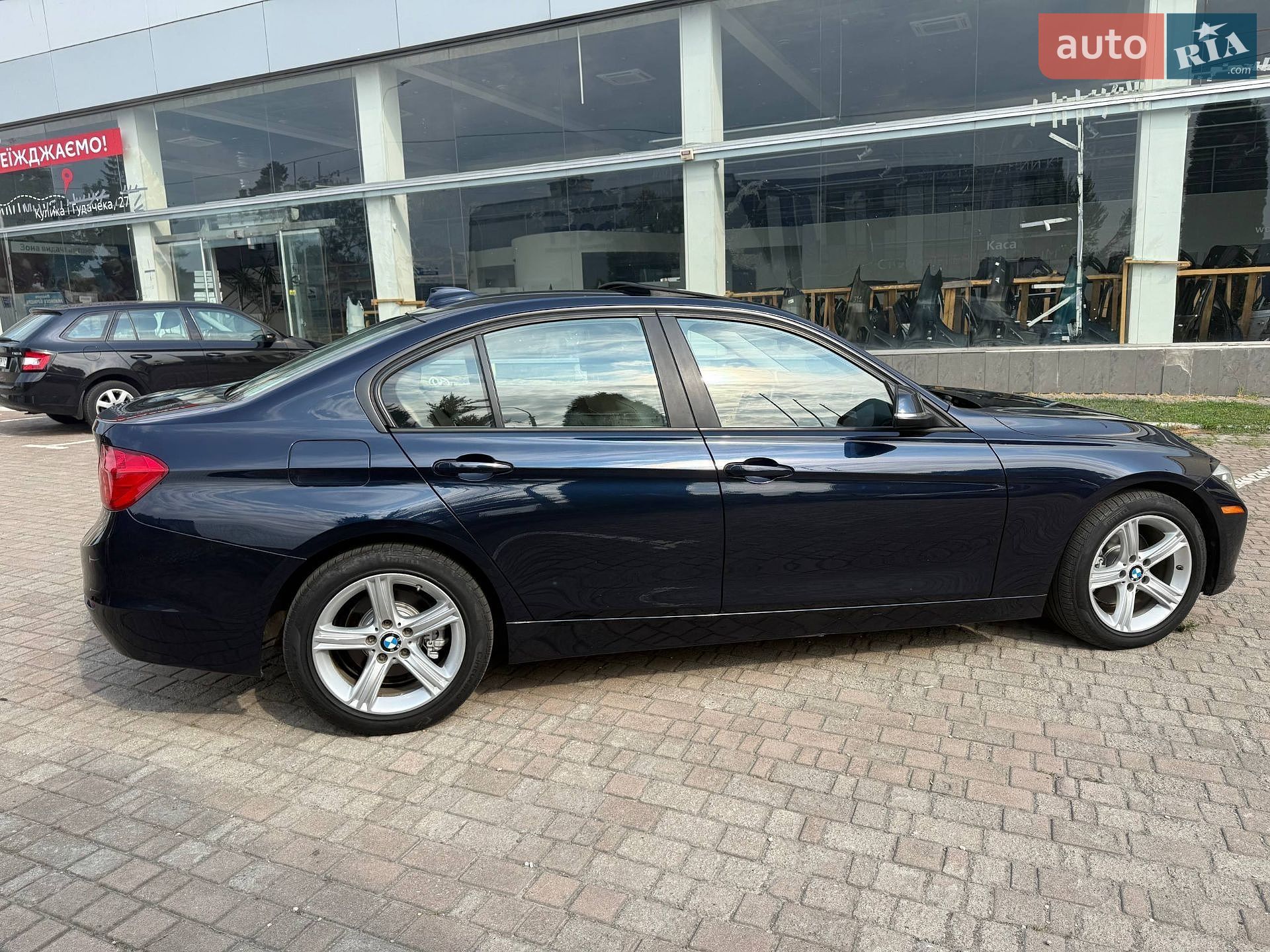 BMW 3 Series 2013 VIN WBA3B5C51DJ599211 фото оголошення 6 з 20
