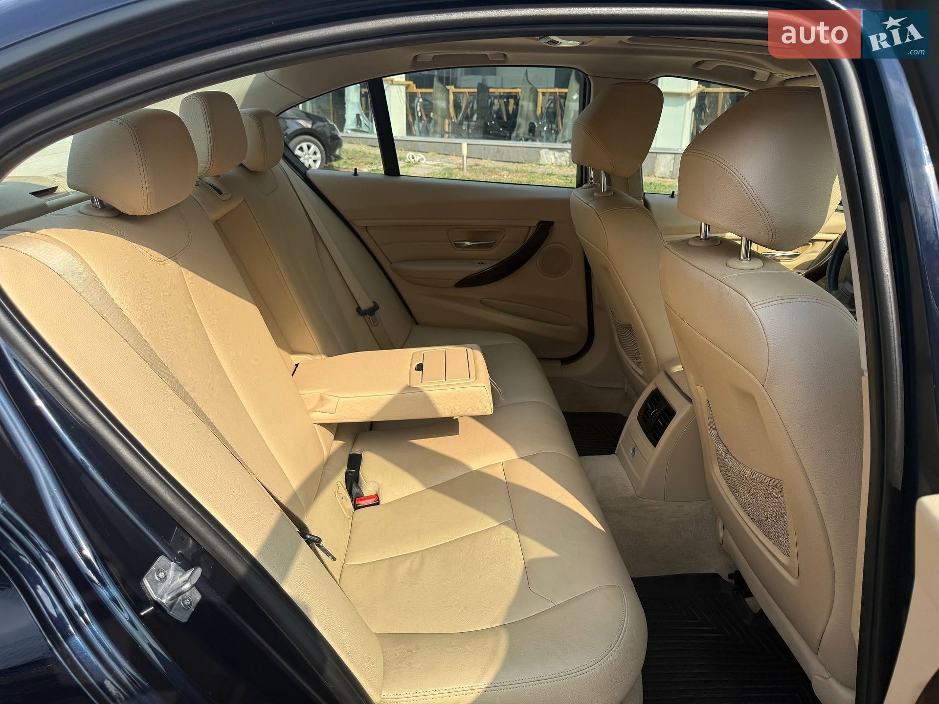 BMW 3 Series 2013 VIN WBA3B5C51DJ599211 фото оголошення 14 з 20