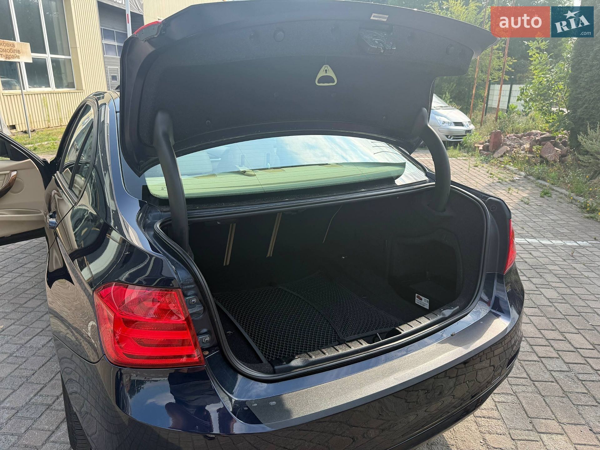 BMW 3 Series 2013 VIN WBA3B5C51DJ599211 фото оголошення 16 з 20
