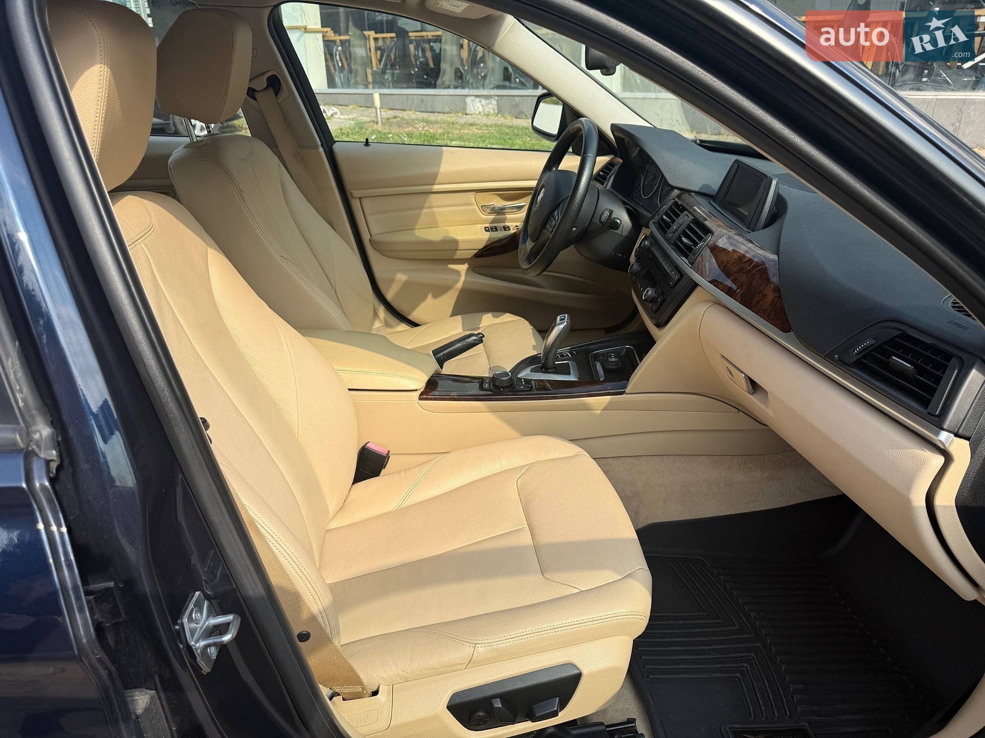 BMW 3 Series 2013 VIN WBA3B5C51DJ599211 фото оголошення 18 з 20