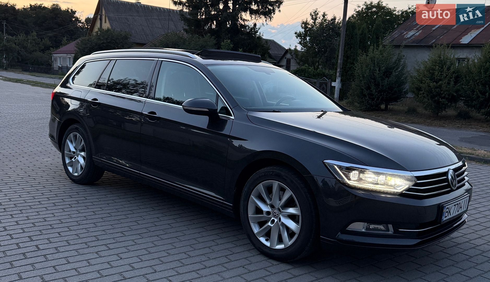 Volkswagen Passat 2018 VIN WVWZZZ3CZJE164587 фото оголошення 4 з 42