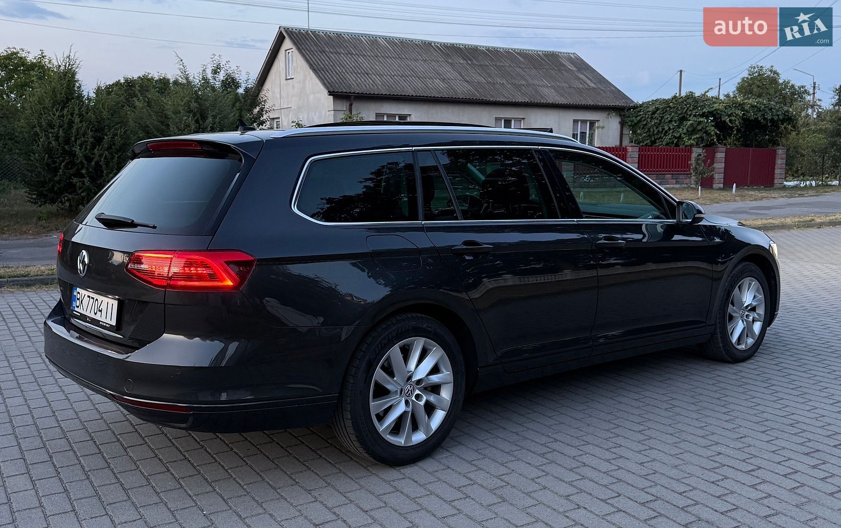Volkswagen Passat 2018 VIN WVWZZZ3CZJE164587 фото оголошення 6 з 42
