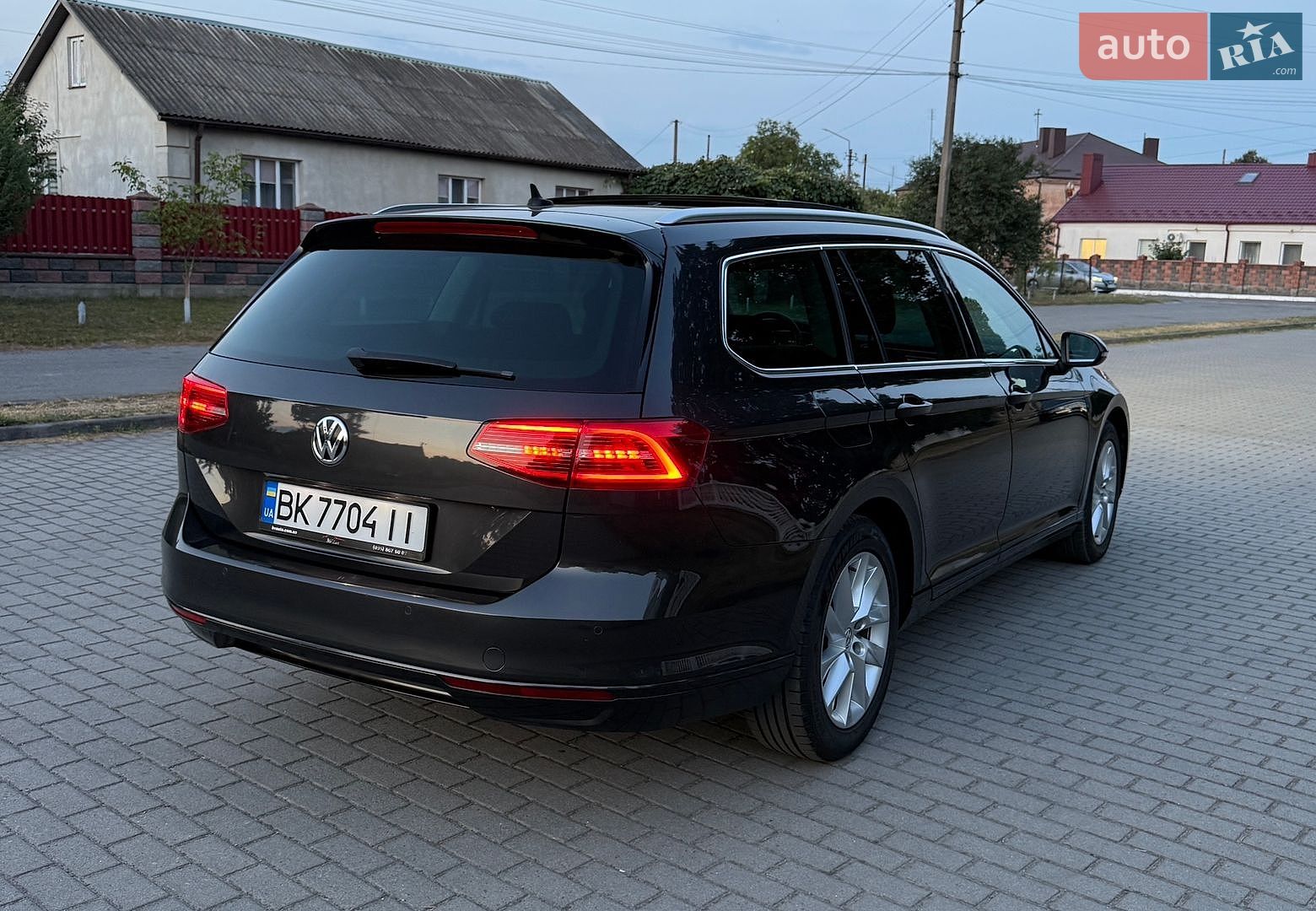 Volkswagen Passat 2018 VIN WVWZZZ3CZJE164587 фото оголошення 7 з 42