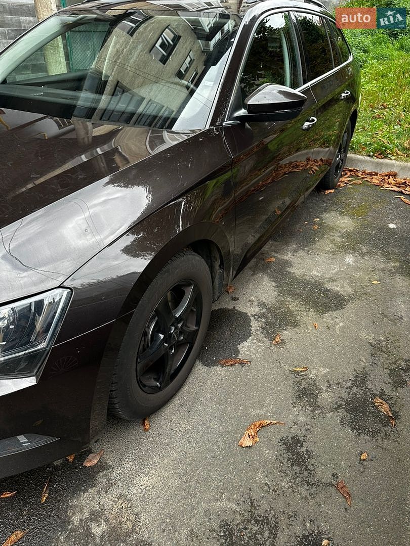 Skoda Superb 2017 VIN TMBJH7NPXH7534959 фото оголошення 29 з 31
