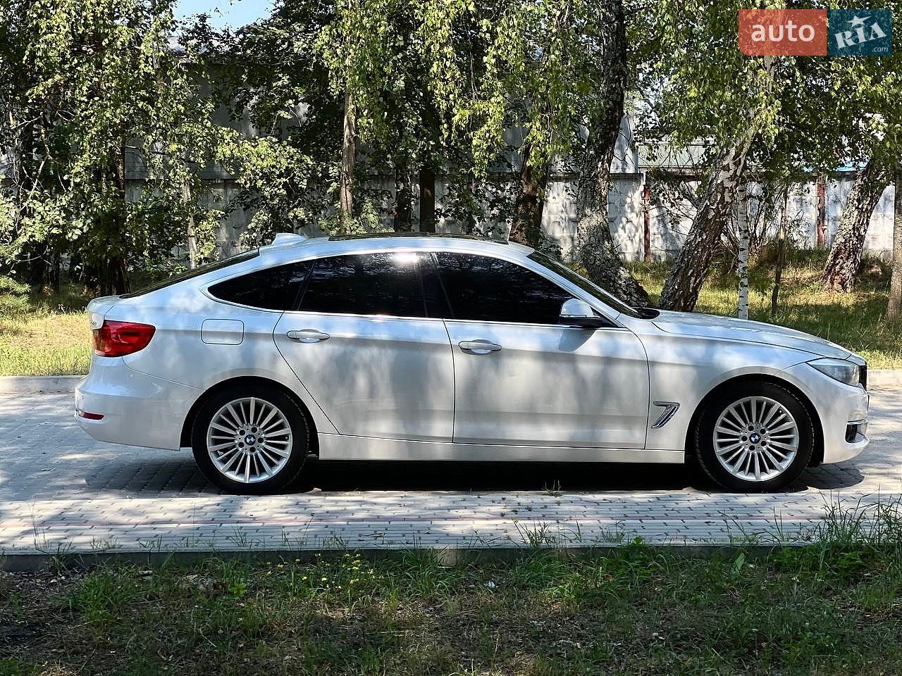 BMW 3 Series GT 2015 VIN WBA3X5C51FD561917 фото оголошення 10 з 19