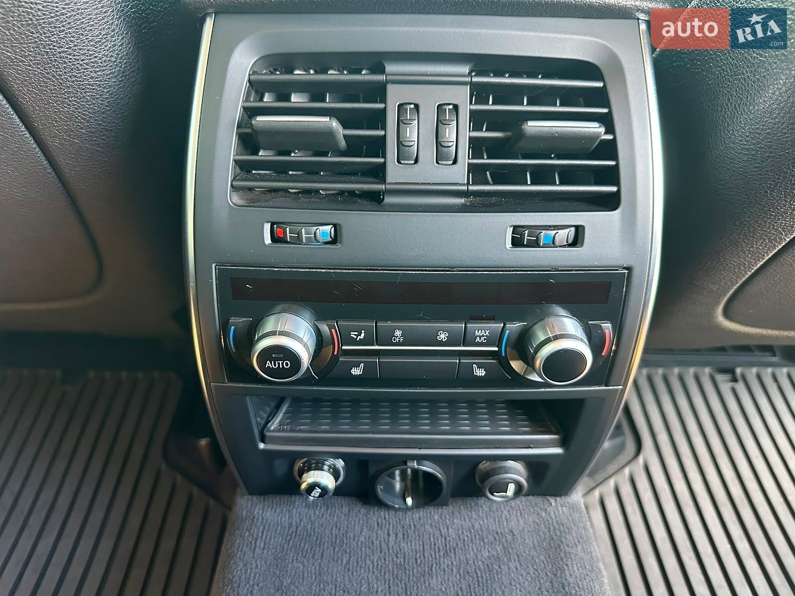BMW 5 Series GT 2014 VIN WBA5N21090D496830 фото оголошення 8 з 15