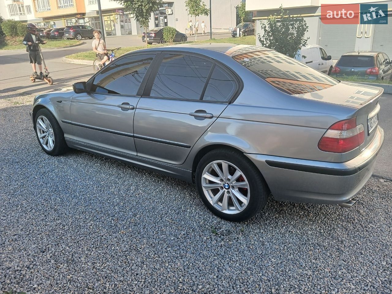 BMW 3 Series 2004 VIN WBAEU71020FM67142 фото оголошення 5 з 9