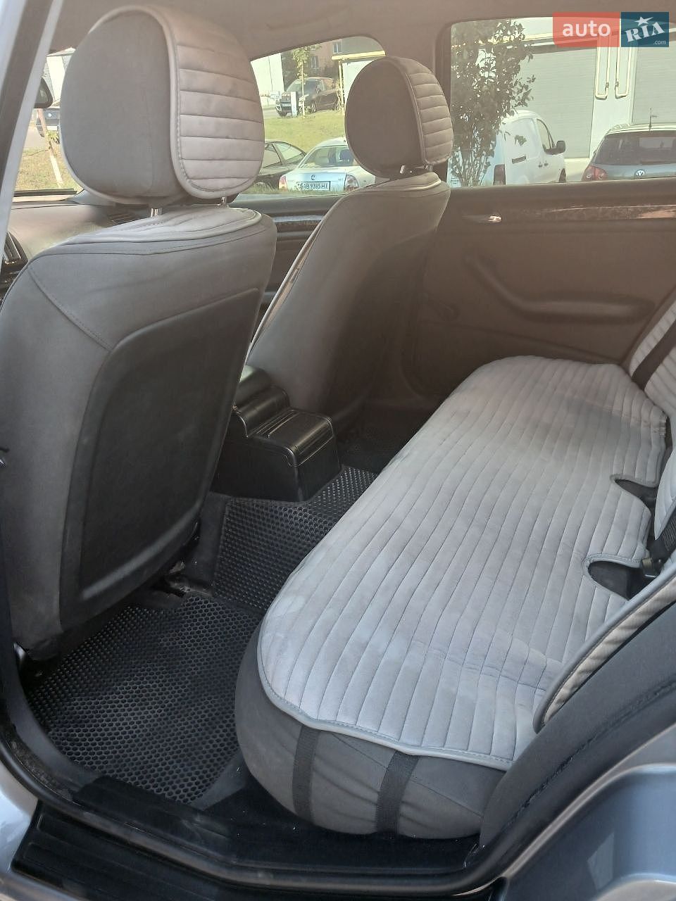 BMW 3 Series 2004 VIN WBAEU71020FM67142 фото оголошення 8 з 9