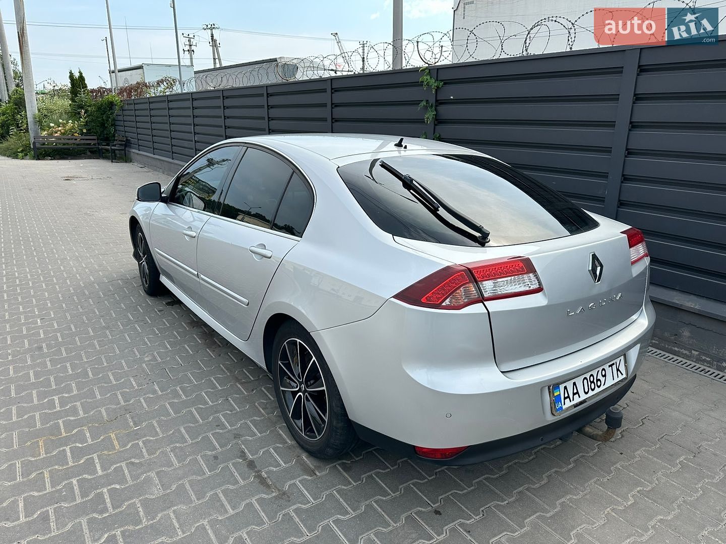 Renault Laguna 2014 VIN VF1BT12C650198332 фото оголошення 4 з 16