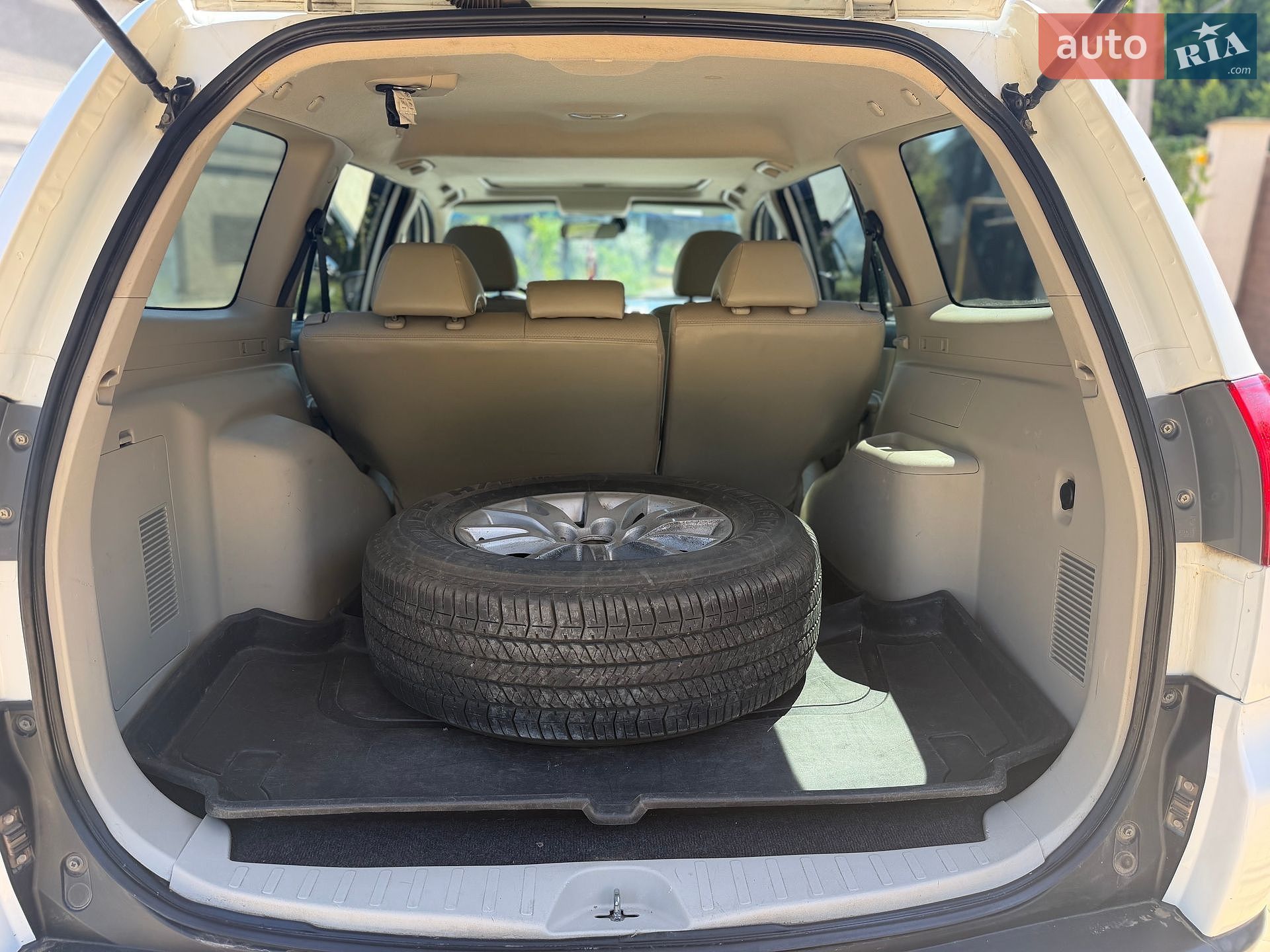Mitsubishi Pajero Sport 2011 VIN MMCGYKH60BFZ07385 фото оголошення 18 з 23
