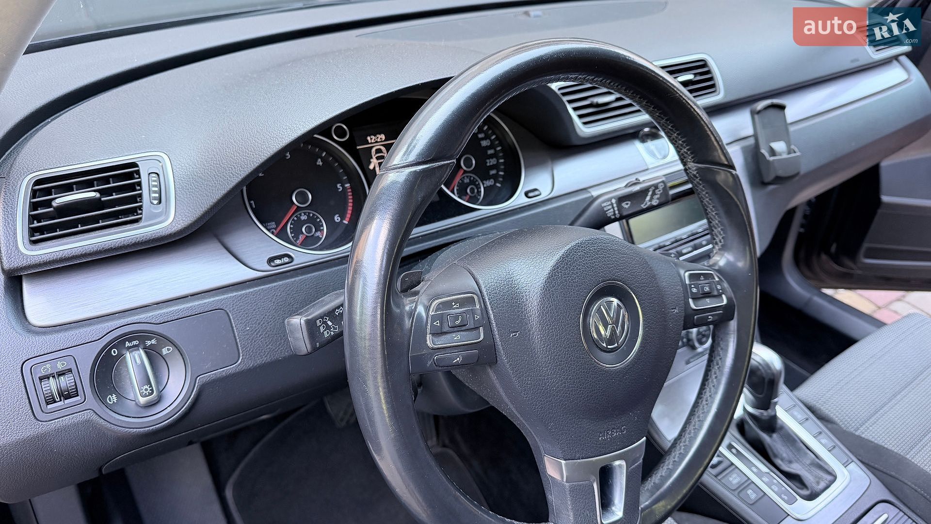Volkswagen Passat 2013 VIN WVWZZZ3CZDE145809 фото оголошення 5 з 20
