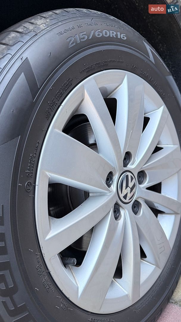 Volkswagen Passat 2013 VIN WVWZZZ3CZDE145809 фото оголошення 18 з 20
