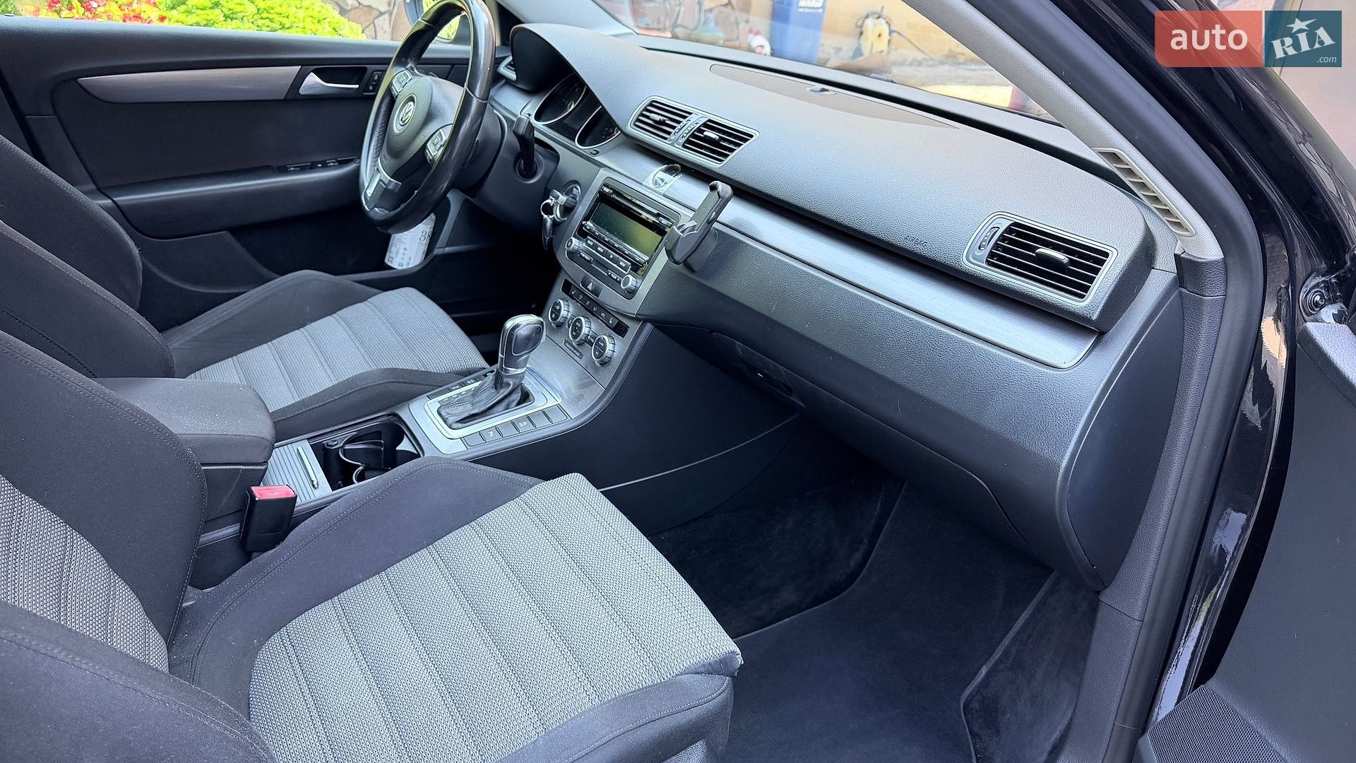 Volkswagen Passat 2013 VIN WVWZZZ3CZDE145809 фото оголошення 17 з 20