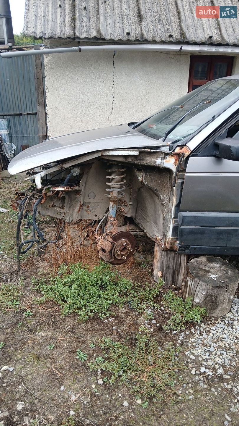 Volkswagen Passat 1989 VIN WVWZZZ31ZKE090697 фото оголошення 14 з 23