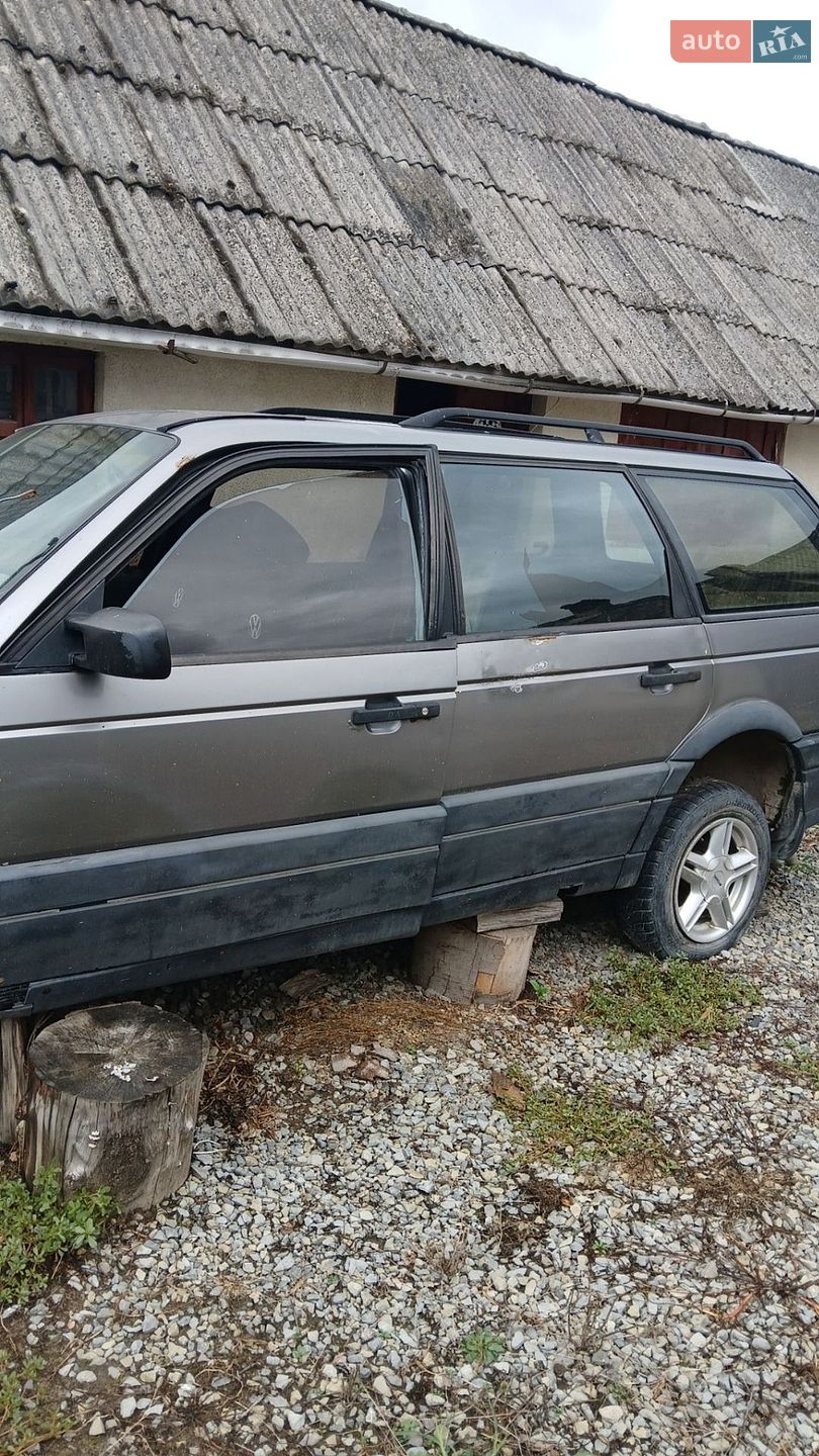 Volkswagen Passat 1989 VIN WVWZZZ31ZKE090697 фото оголошення 9 з 23