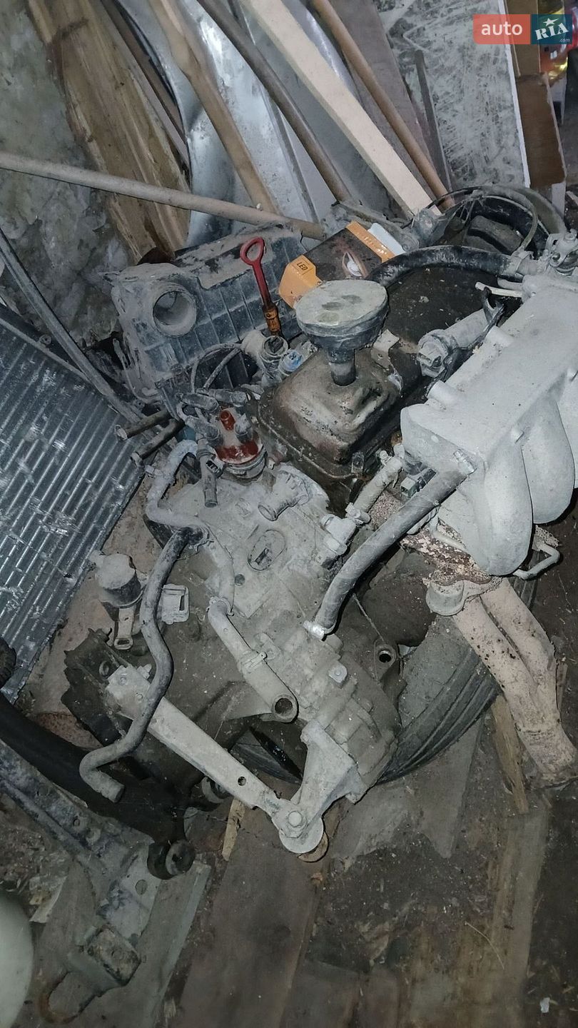 Volkswagen Passat 1989 VIN WVWZZZ31ZKE090697 фото оголошення 21 з 23