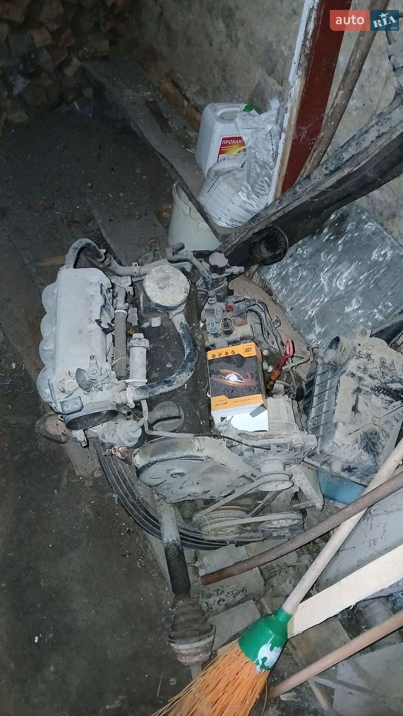 Volkswagen Passat 1989 VIN WVWZZZ31ZKE090697 фото оголошення 22 з 23
