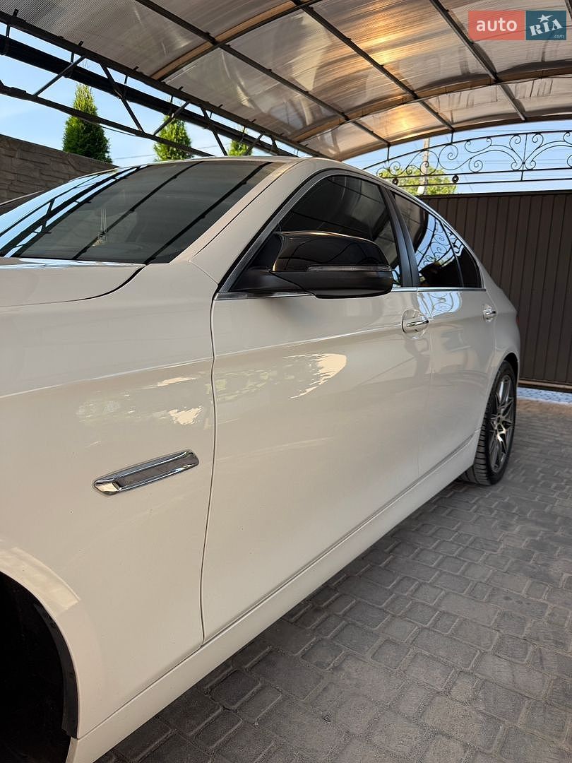 BMW 5 Series 2015 VIN WBA5E7101FD675966 фото оголошення 17 з 51